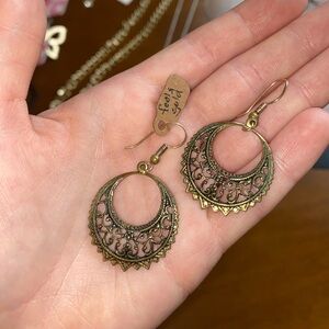 Vintage women’s boho filigree earrings fools gold